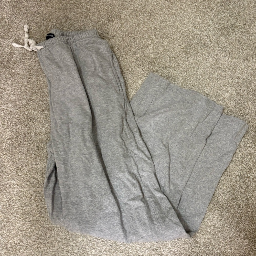 Gray brandy melville “anastasia” tie wide/straight leg sweat pants